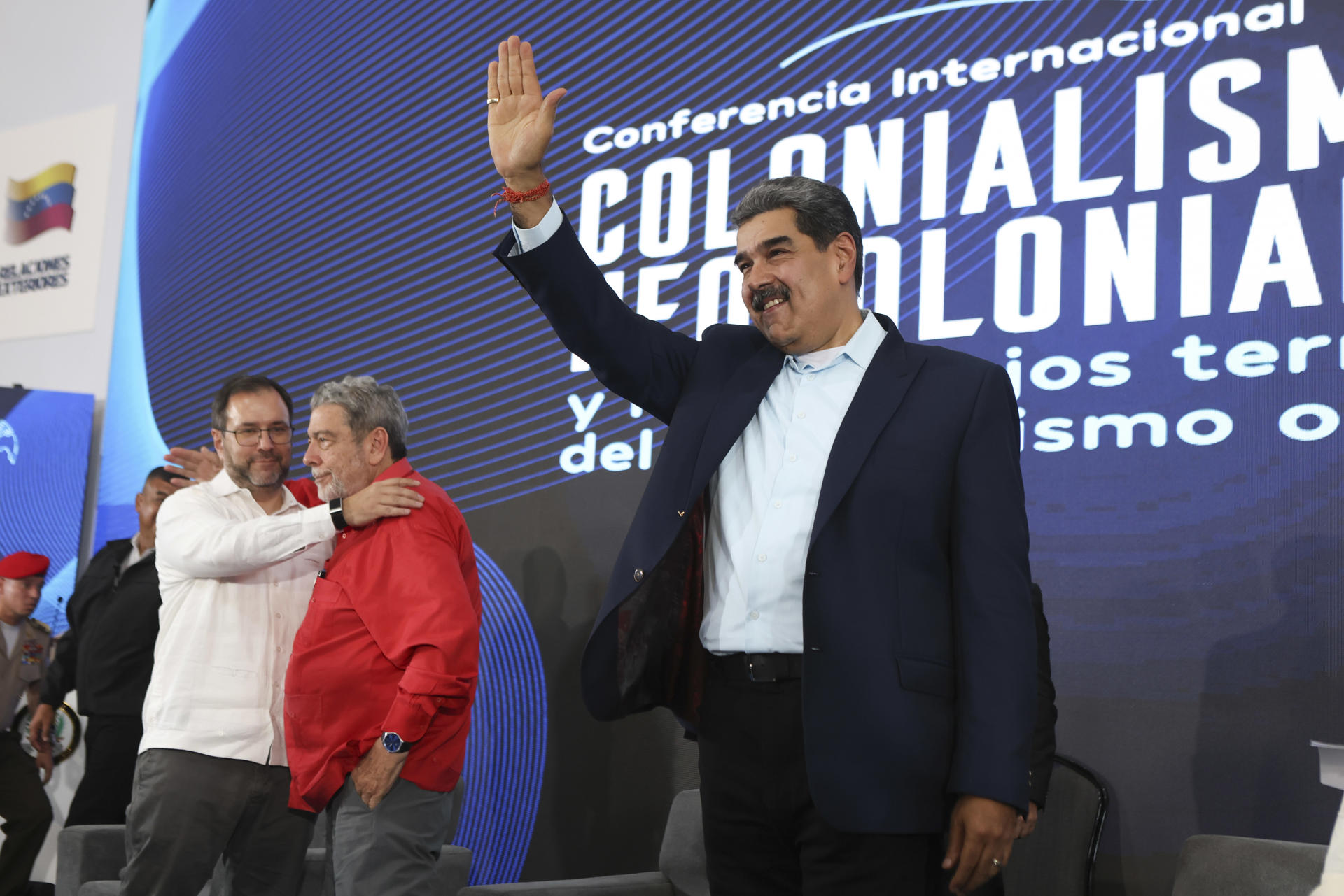 Maduro dice estar seguro de que «agresión» de EE.UU. es para imponer «gobiernos títeres»