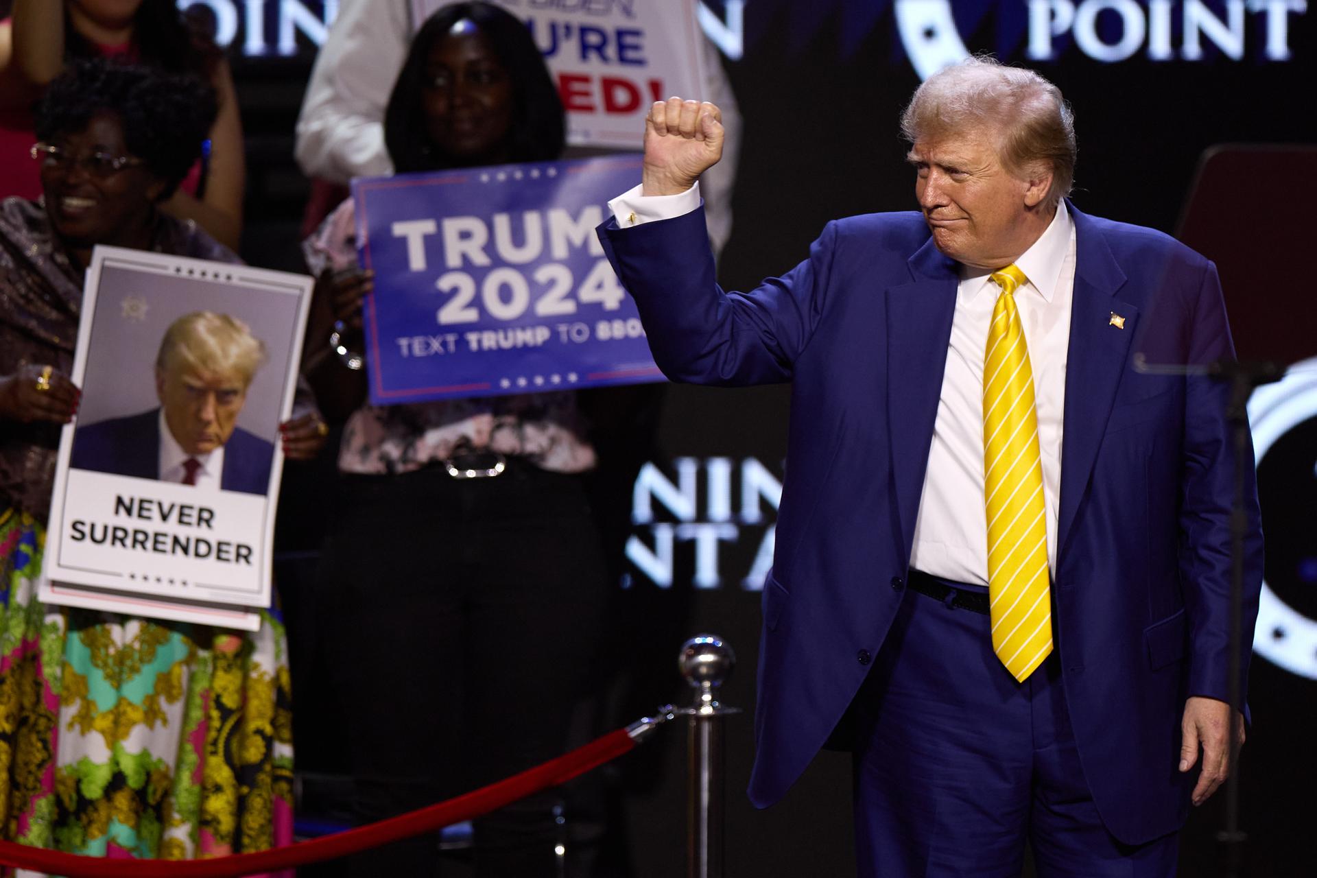 Trump anuncia coalición de ‘Latinos Americanos’ a su favor para elecciones presidenciales