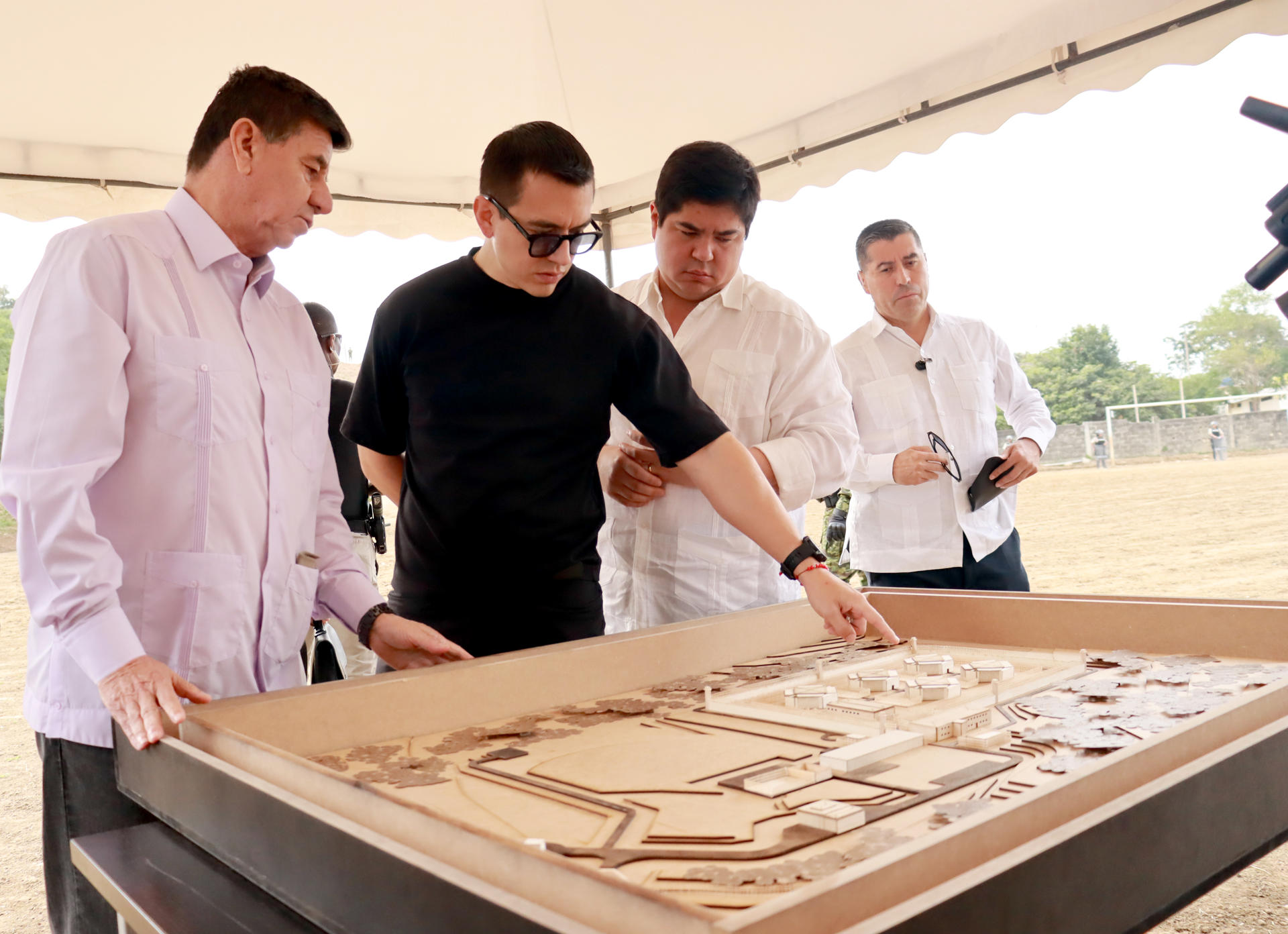 Noboa inicia en Ecuador la construcción de una cárcel de alta seguridad similar al modelo Bukele