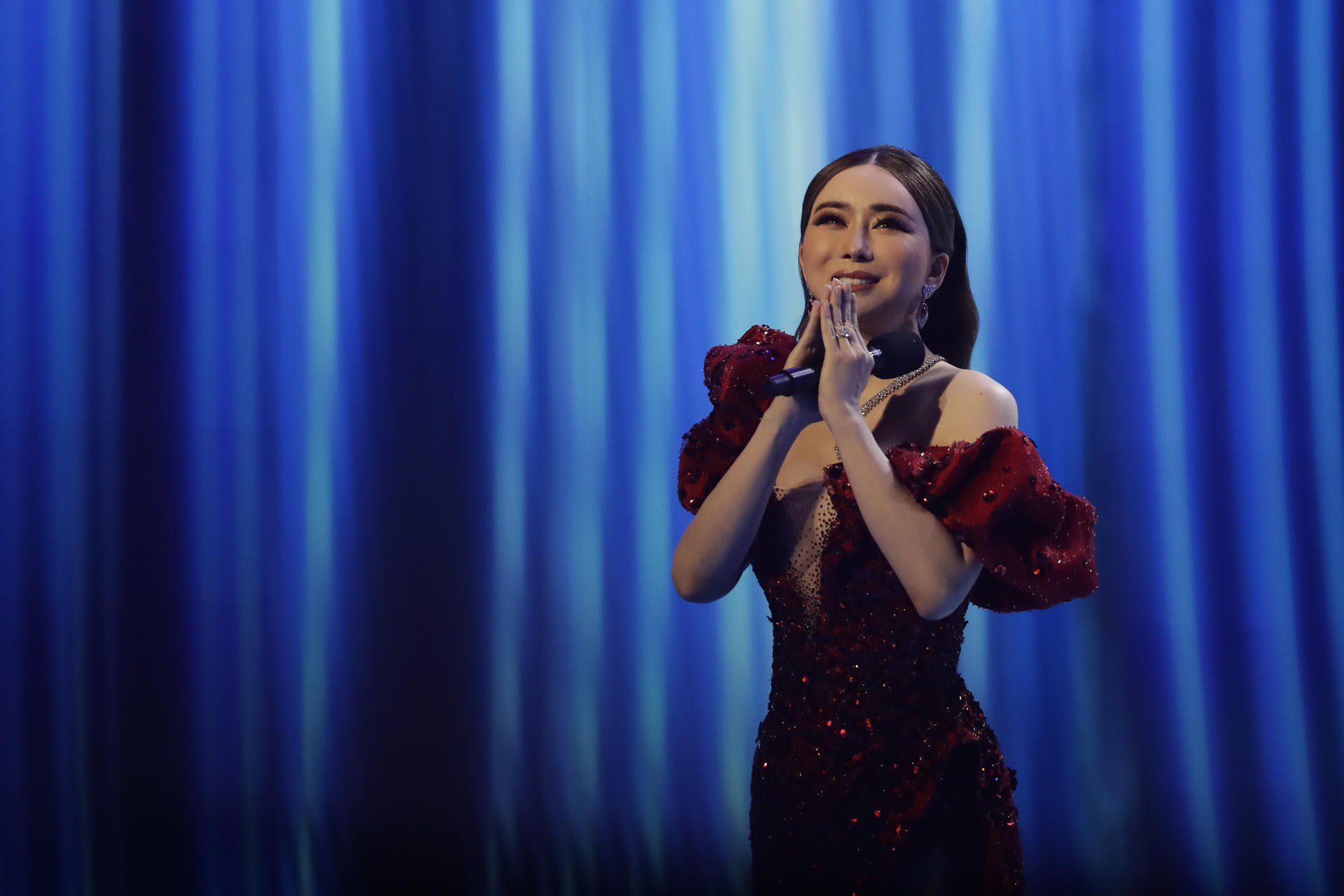 La tailandesa Anne Jakrajutatip renuncia a su cargo como directora de la empresa dueña de Miss Universo