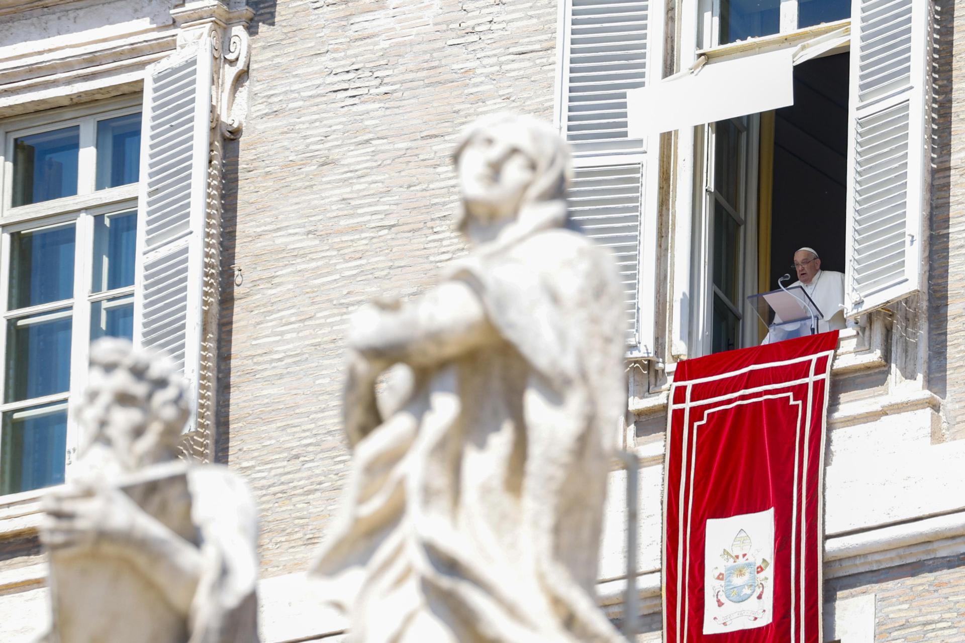 El papa lanza un llamamiento urgente para evitar «un conflicto aún mayor en Oriente Medio»