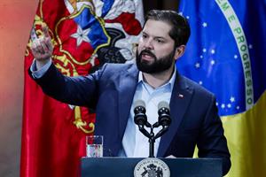 Boric condena investigación contra opositores venezolanos y pide respetar derechos humanos