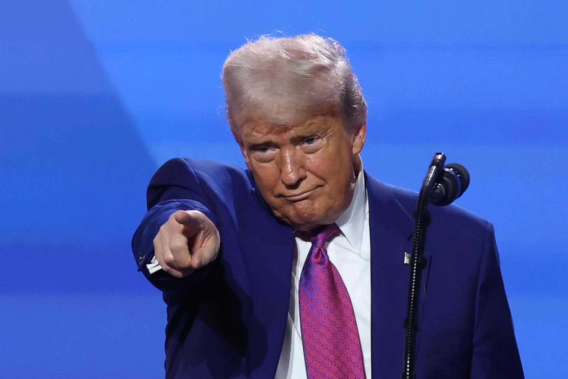 Donald Trump: El exdirector del FBI «sabía exactamente» el significado de su foto en Instagram