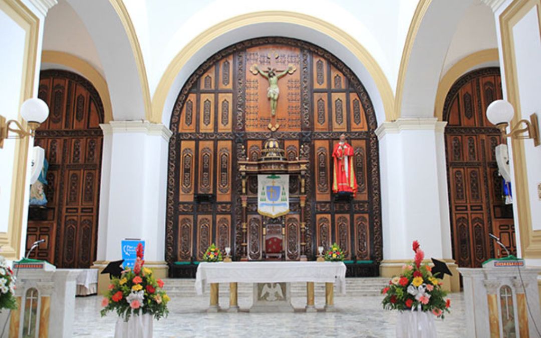 El régimen impide celebración de Misa Crismal en cuatro diócesis