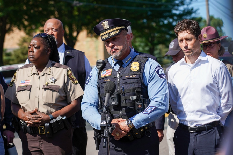 Los 17 heridos en el tiroteo de Minnesota están fuera de peligro, según la policía de EEUU