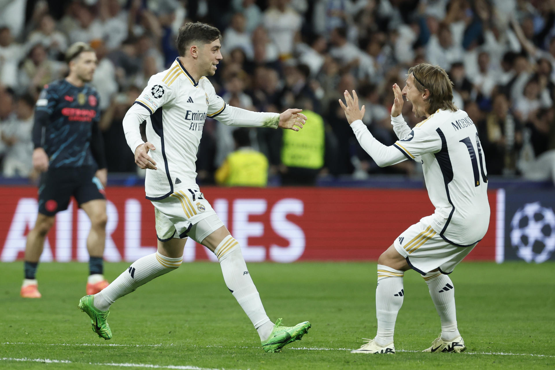 3-3. La épica madridista sostiene con vida un duelo majestuoso