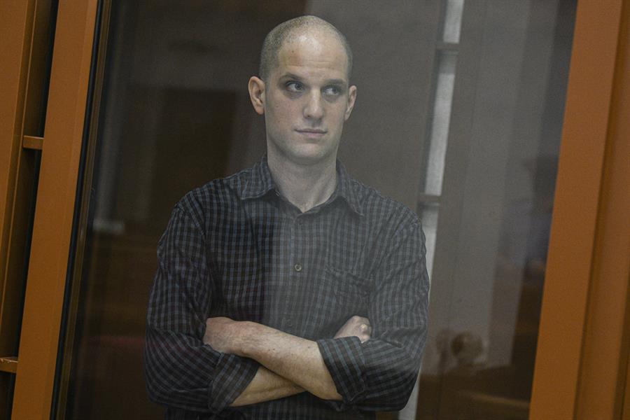 Rusia condena a 16 años al periodista estadounidense Evan Gershkovich por espionaje