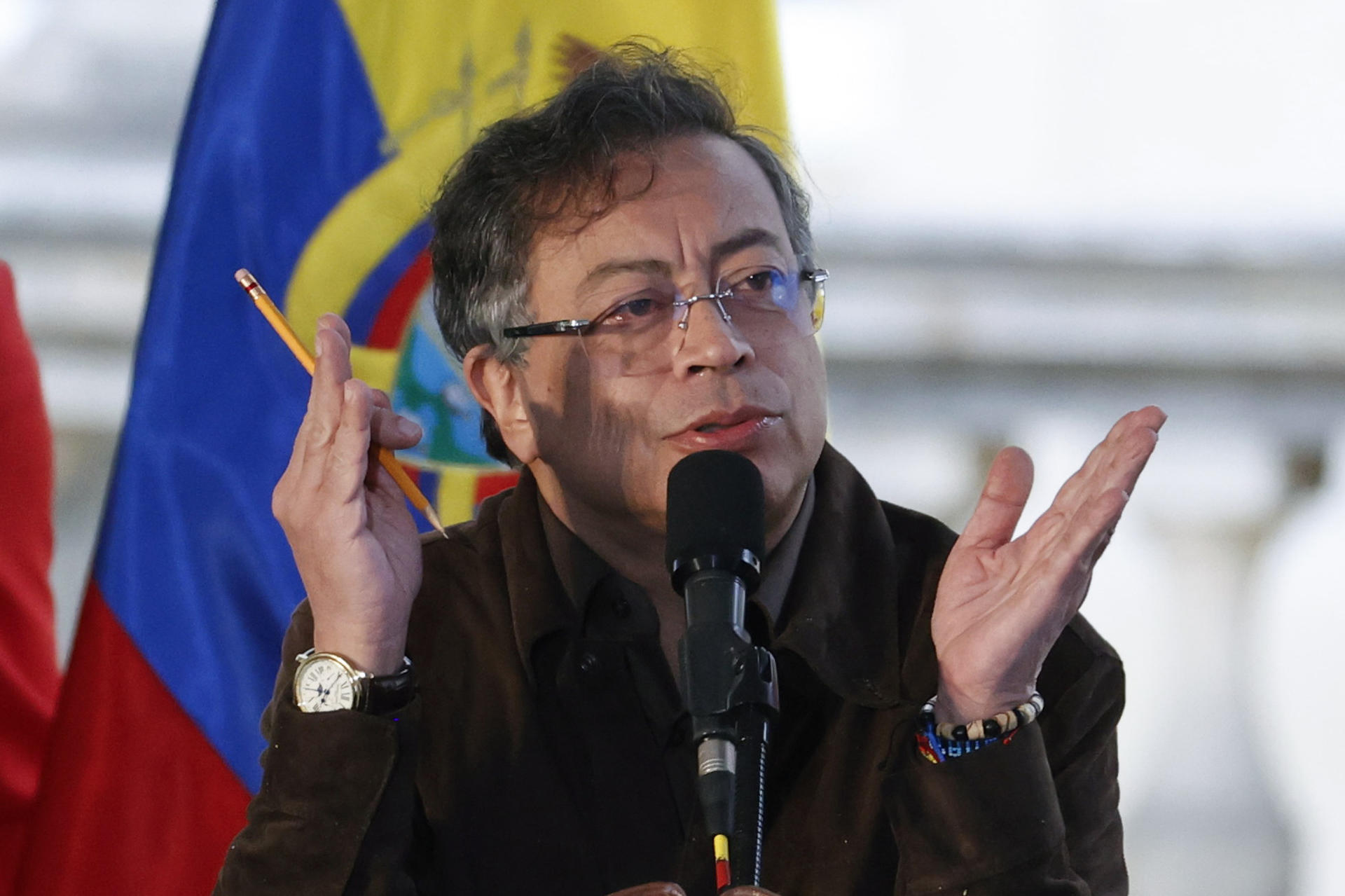 Trump llama a Petro «líder del narcotráfico» y anuncia fin de ayuda financiera a Colombia
