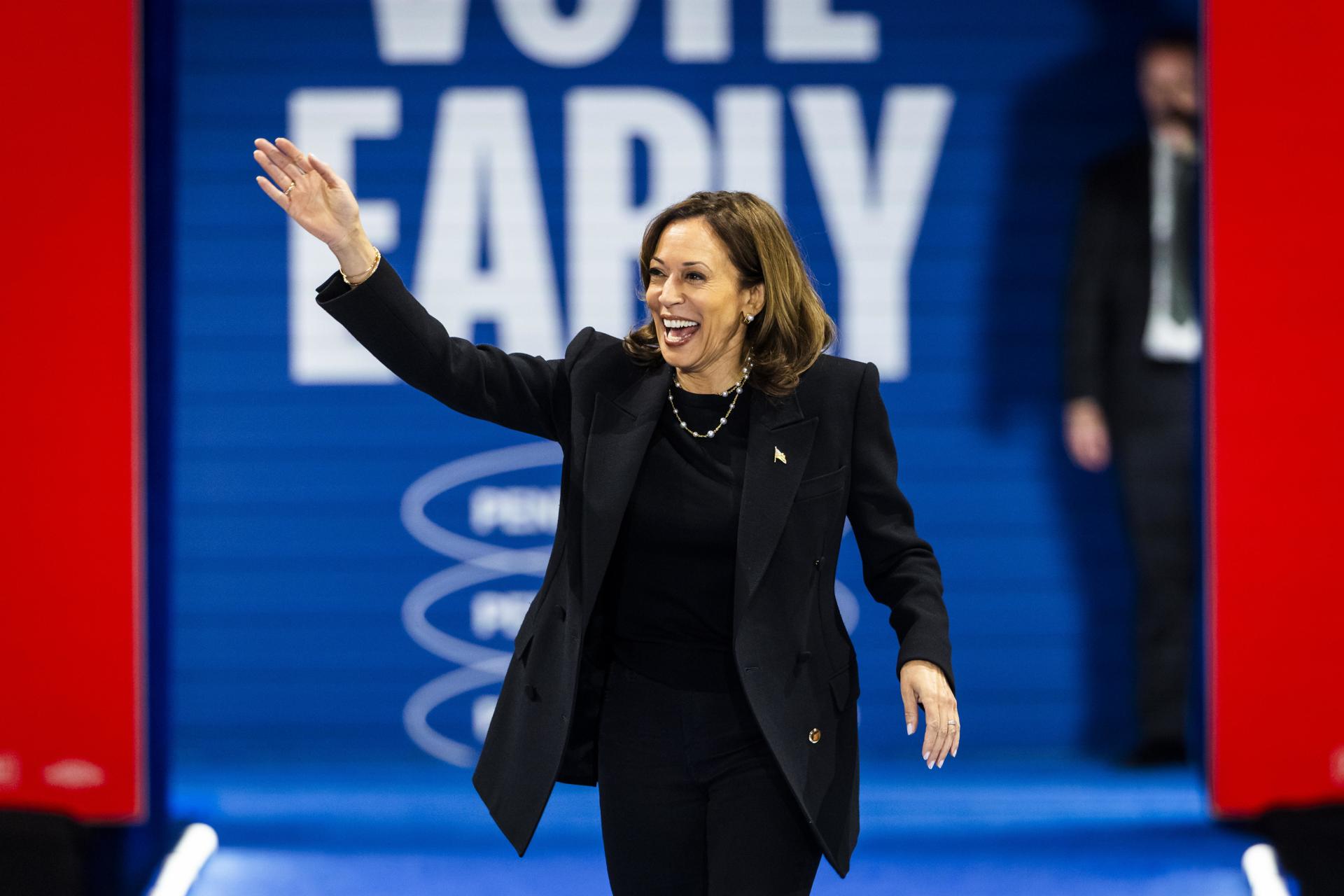 Harris arremete contra Trump por afirmar que protegerá a las mujeres «les guste o no»